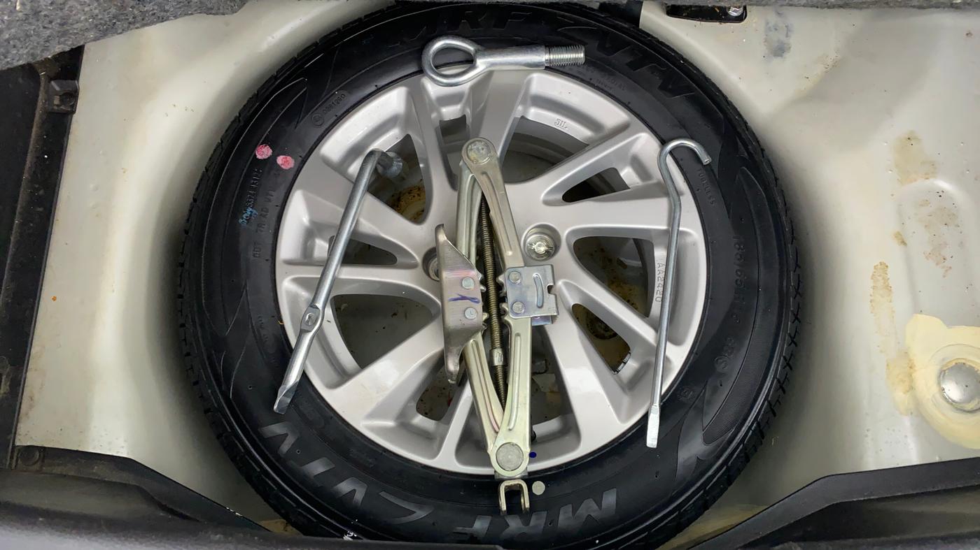 2012 Maruti Swift ZXI D, Petrol, Manual, 12,761 km, Spare Tyre
