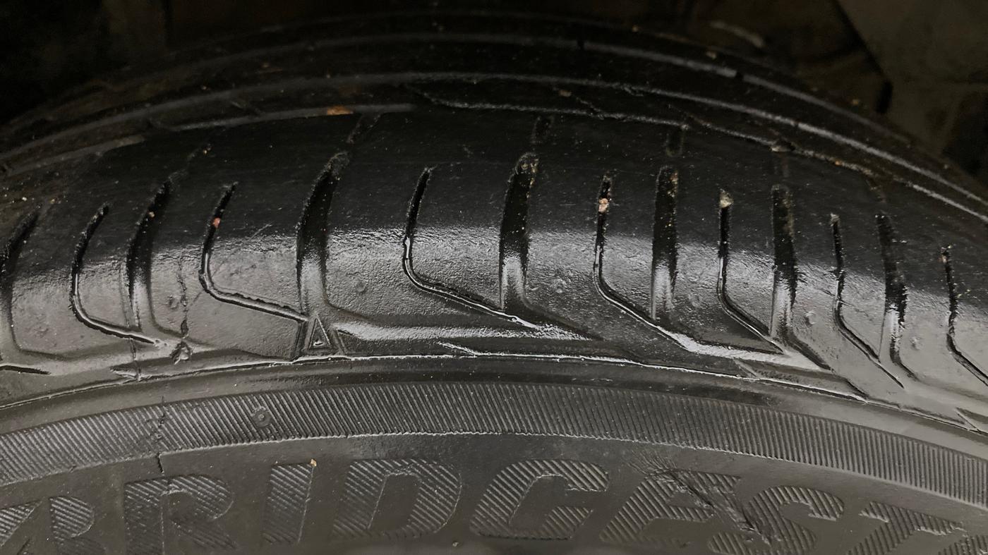 2018 Maruti Vitara Brezza ZDI AMT, Diesel, Automatic, 82,887 km, Right Front Tyre Tread