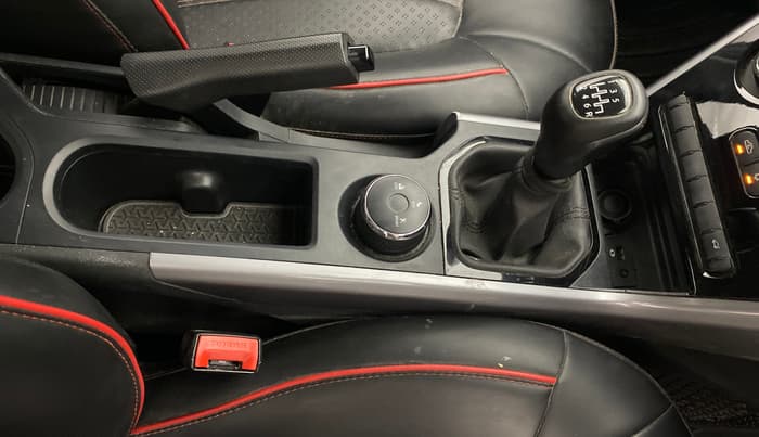 2023 Tata NEXON XM PETROL, Petrol, Manual, 22,115 km, Gear Lever