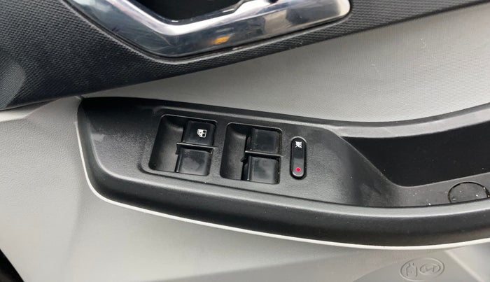 2021 Tata Tiago XZ PLUS PETROL, Petrol, Manual, 52,245 km, Driver Side Door Panels Control