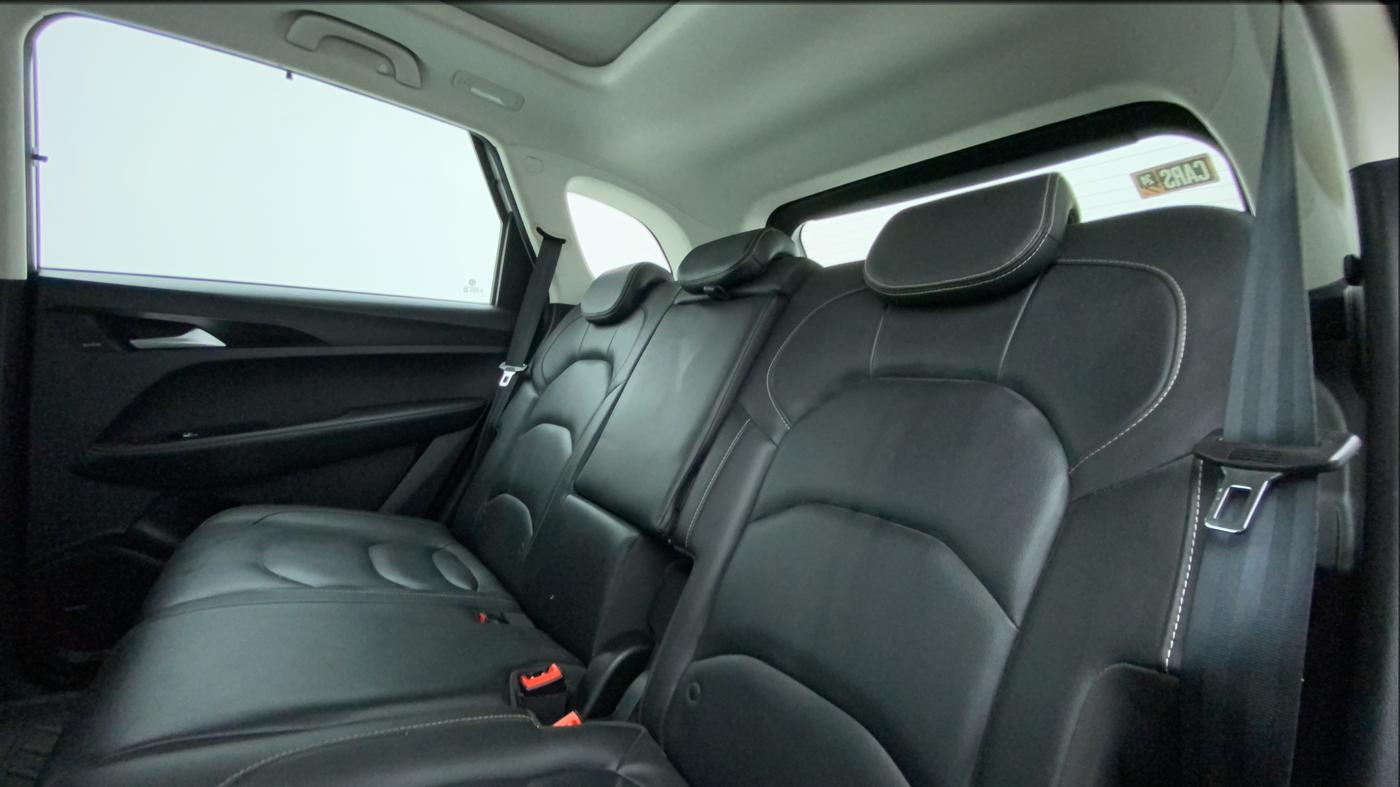 2019 MG HECTOR SHARP HYBRID 1.5 PETROL, Petrol, Manual, 33,774 km, Right Side Rear Door Cabin