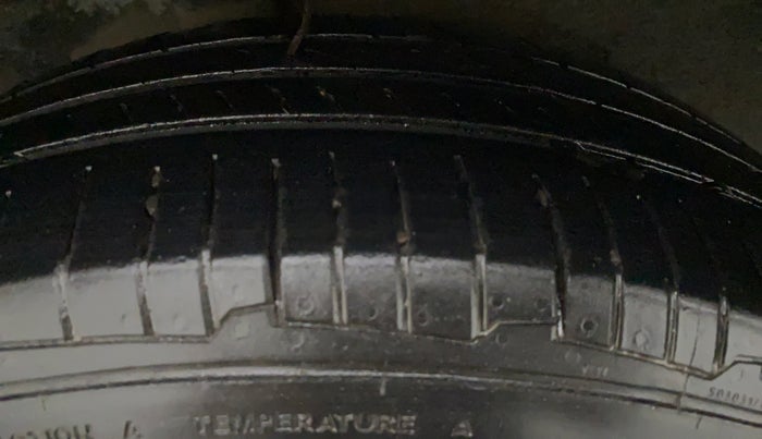 2013 Renault Pulse RXL PETROL, Petrol, Manual, 97,329 km, Right Front Tyre Tread