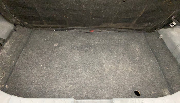 2016 Maruti Alto 800 LXI, Petrol, Manual, 26,938 km, Boot Inside