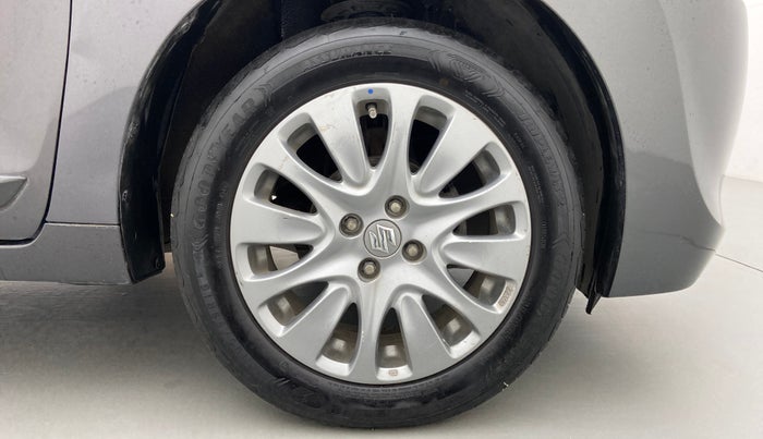 2016 Maruti Baleno ALPHA PETROL 1.2, Petrol, Manual, 94,552 km, Right Front Wheel