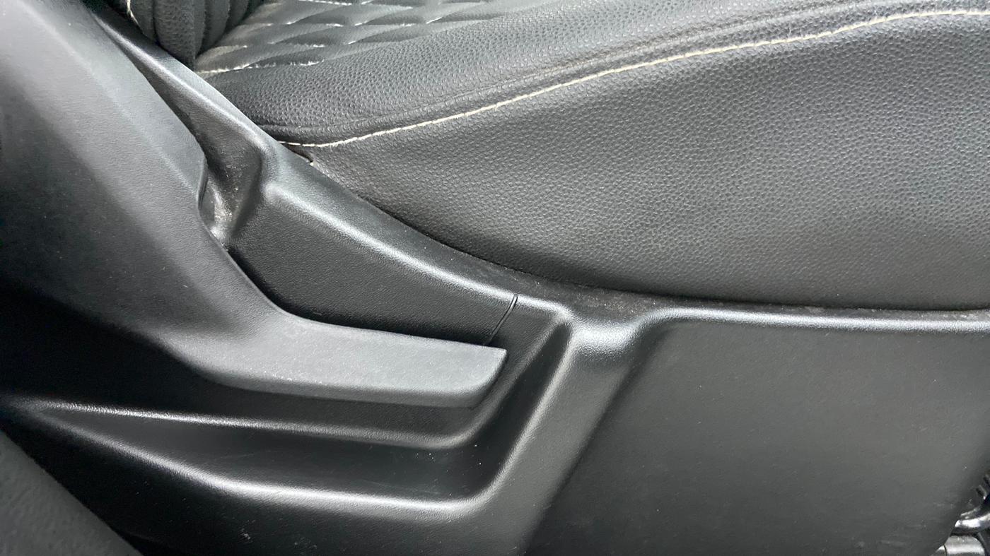 2020 Maruti New Wagon-R LXI 1.0 L, Petrol, Manual, 13,473 km, Driver Side Adjustment Panel