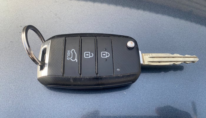 2020 KIA SONET HTK PLUS 1.0 DCT, Petrol, Automatic, 59,261 km, Key Close Up