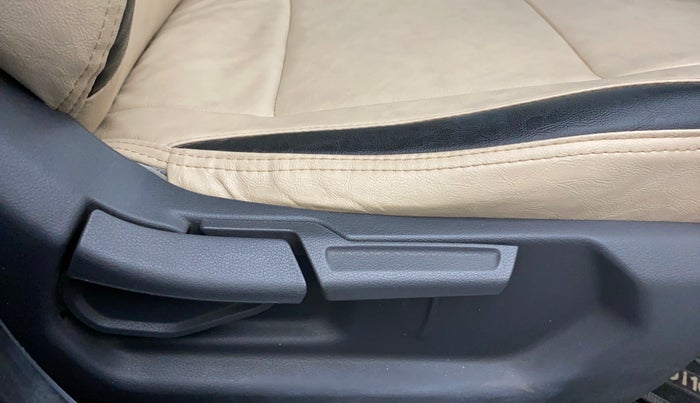 2019 Hyundai GRAND I10 NIOS ASTA 1.2 KAPPA VTVT, Petrol, Manual, 87,055 km, Driver Side Adjustment Panel