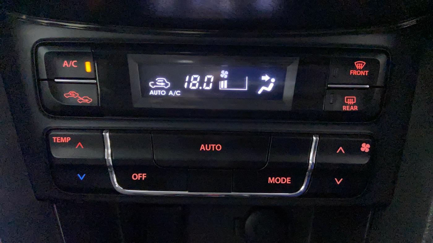 2016 Maruti Vitara Brezza ZDI, Diesel, Manual, 74,950 km, Automatic Climate Control