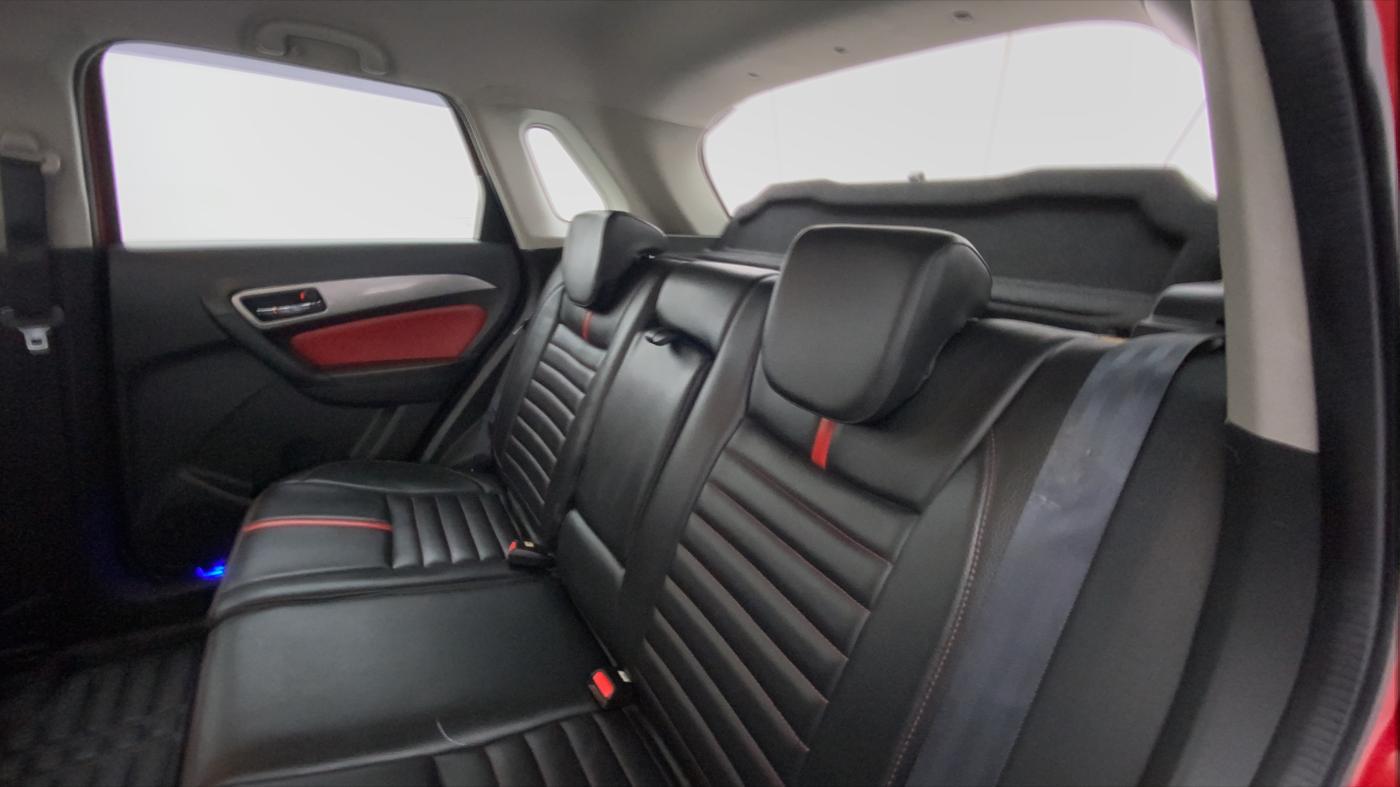 2016 Maruti Vitara Brezza ZDI, Diesel, Manual, 74,950 km, Right Side Rear Door Cabin