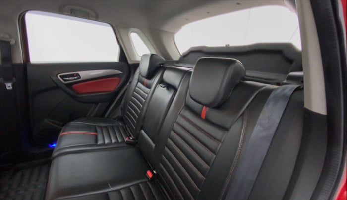 2016 Maruti Vitara Brezza ZDI, Diesel, Manual, 74,950 km, Right Side Rear Door Cabin