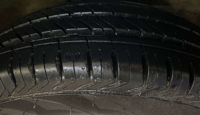 2020 Maruti Alto LXI, Petrol, Manual, 40,235 km, Right Front Tyre Tread