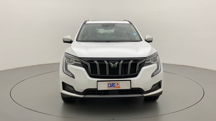 2022 Mahindra XUV700 AX 7 LUXURY D AWD AT 7 STR, Diesel, Automatic, 4,418 km, Front