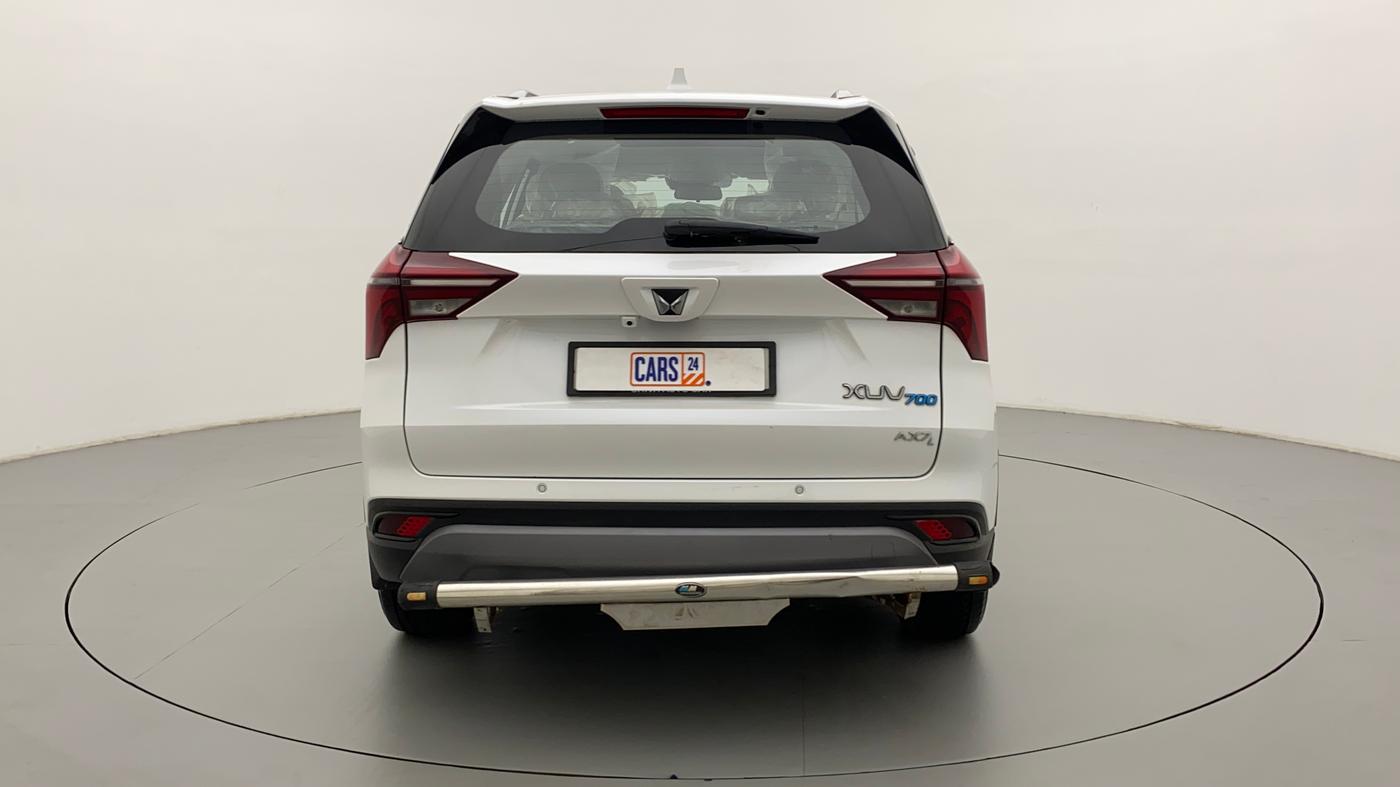 2022 Mahindra XUV700 AX 7 LUXURY D AWD AT 7 STR, Diesel, Automatic, 4,418 km, Back/Rear