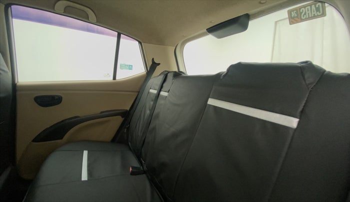 2010 Hyundai i10 MAGNA 1.2, Petrol, Manual, 58,636 km, Right Side Rear Door Cabin