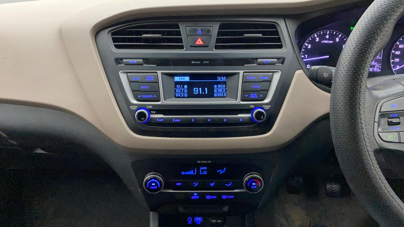 2016 Hyundai Elite i20 SPORTZ 1.2, Petrol, Manual, 76,720 km, Air Conditioner