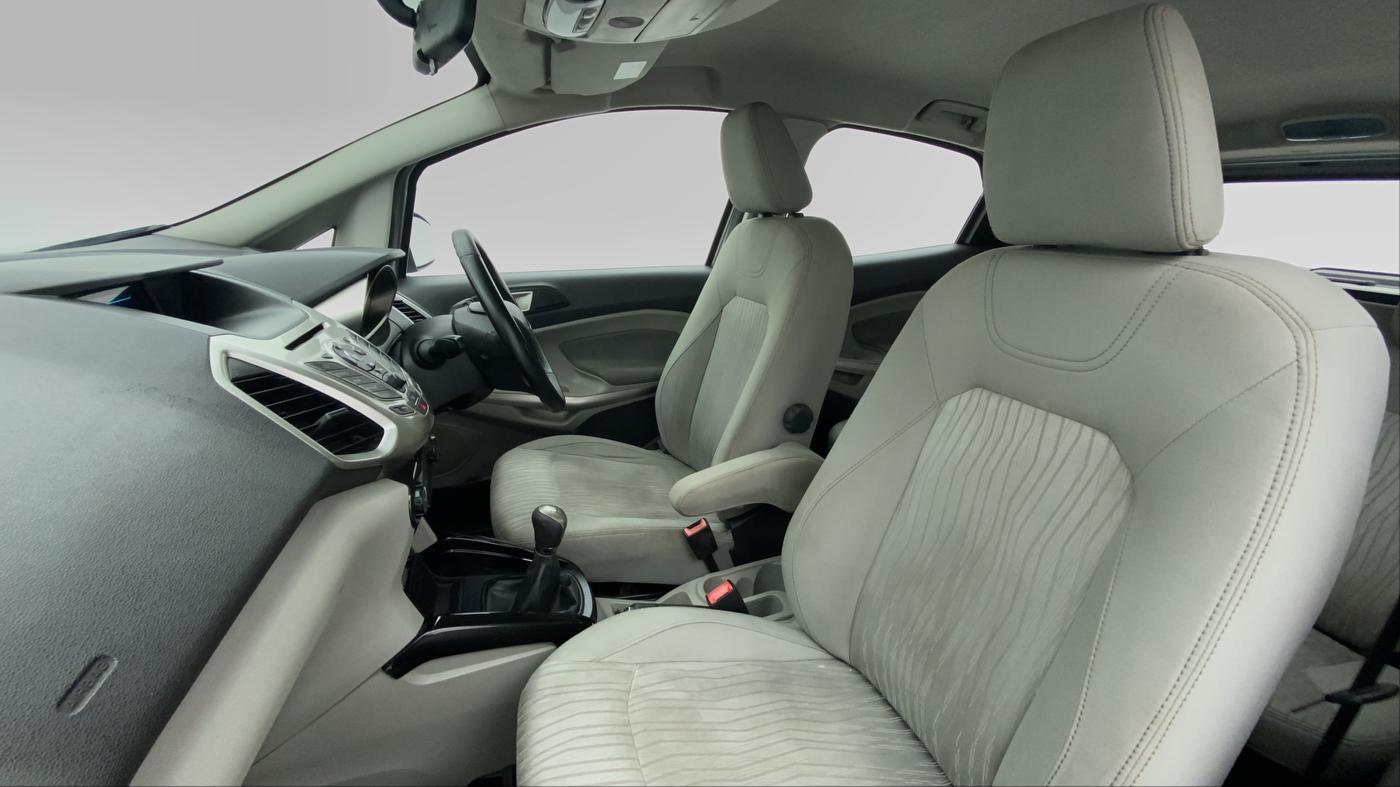 2013 Ford Ecosport 1.5TITANIUM TDCI, Diesel, Manual, 1,06,815 km, Right Side Front Door Cabin