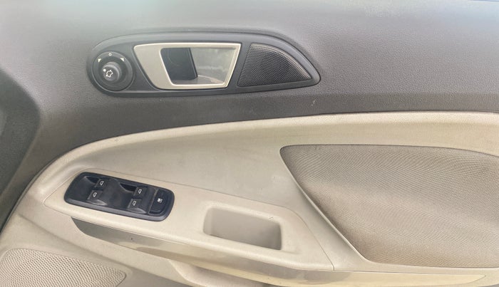 2015 Ford Ecosport TITANIUM 1.5L PETROL AT, Petrol, Automatic, 37,688 km, Driver Side Door Panels Control