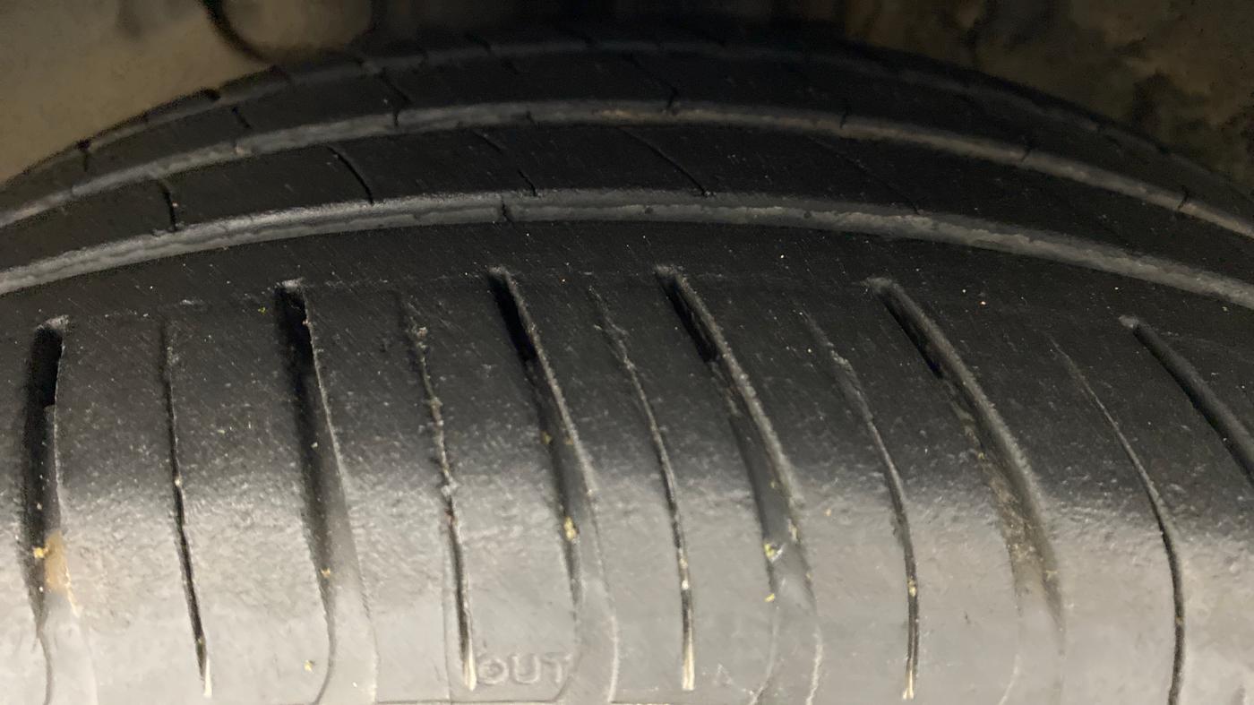 2018 Hyundai New Elantra 2.0 SX AT PETROL, Petrol, Automatic, 26,986 km, Left Front Tyre Tread
