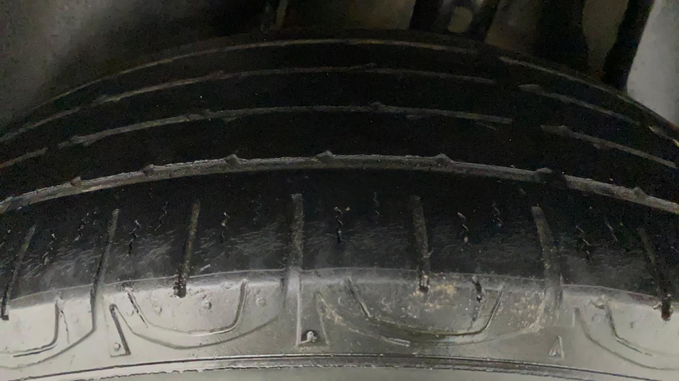 2019 Jeep Compass SPORT 1.4 PETROL, Petrol, Manual, 76,285 km, Left Rear Tyre Tread