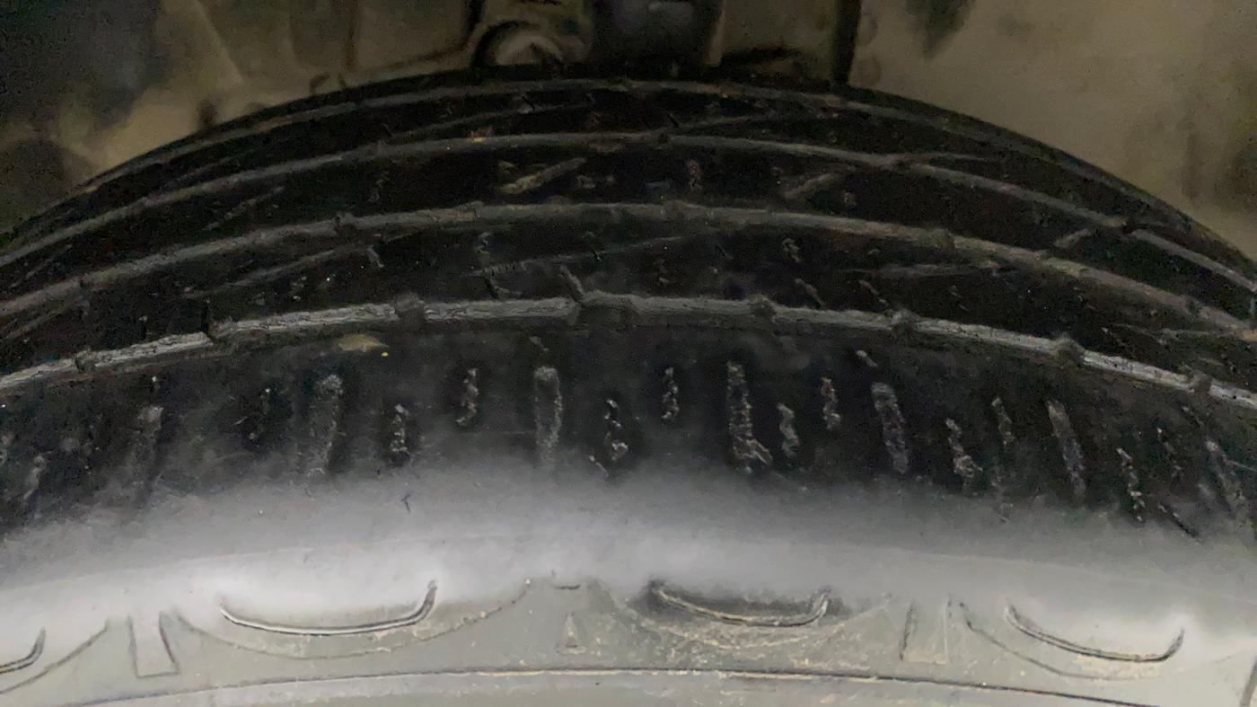 2019 Jeep Compass SPORT 1.4 PETROL, Petrol, Manual, 76,285 km, Right Front Tyre Tread