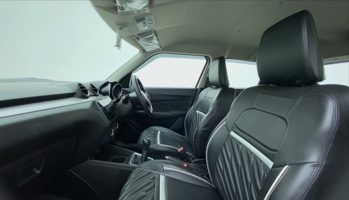2021 Maruti Swift VXI, Petrol, Manual, 26,494 km, Right Side Front Door Cabin