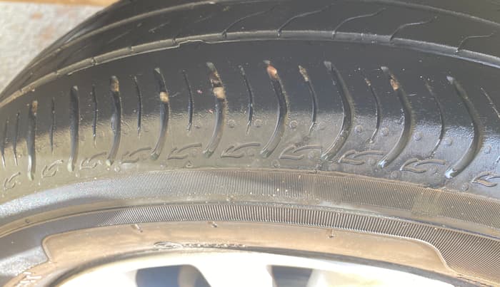 2018 Honda Amaze 1.2L I-VTEC VX, Petrol, Manual, 75,906 km, Right Rear Tyre Tread