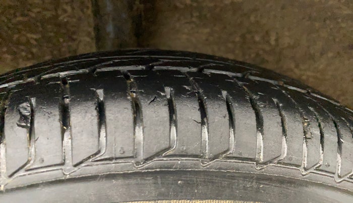 2019 Hyundai NEW SANTRO MAGNA, Petrol, Manual, 60,680 km, Right Rear Tyre Tread