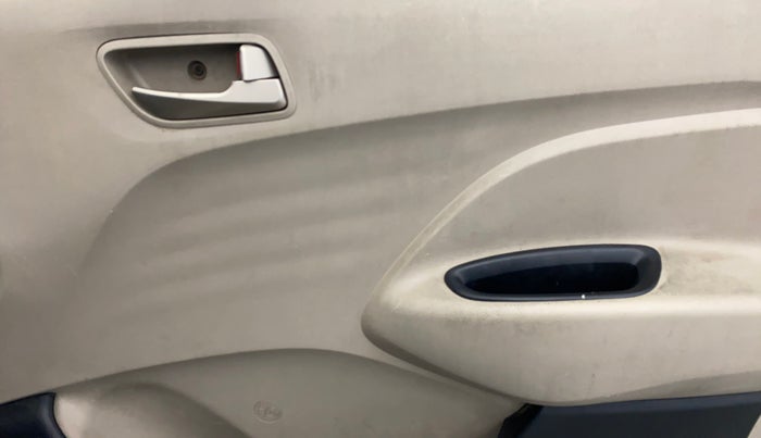 2019 Hyundai NEW SANTRO MAGNA, Petrol, Manual, 60,680 km, Driver Side Door Panels Control