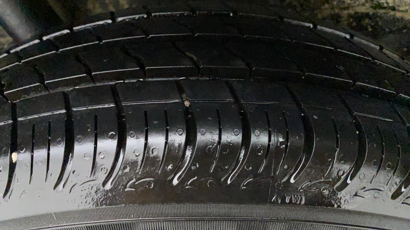 2020 Maruti S PRESSO VXI PLUS AGS, Petrol, Automatic, 1,466 km, Right Front Tyre Tread