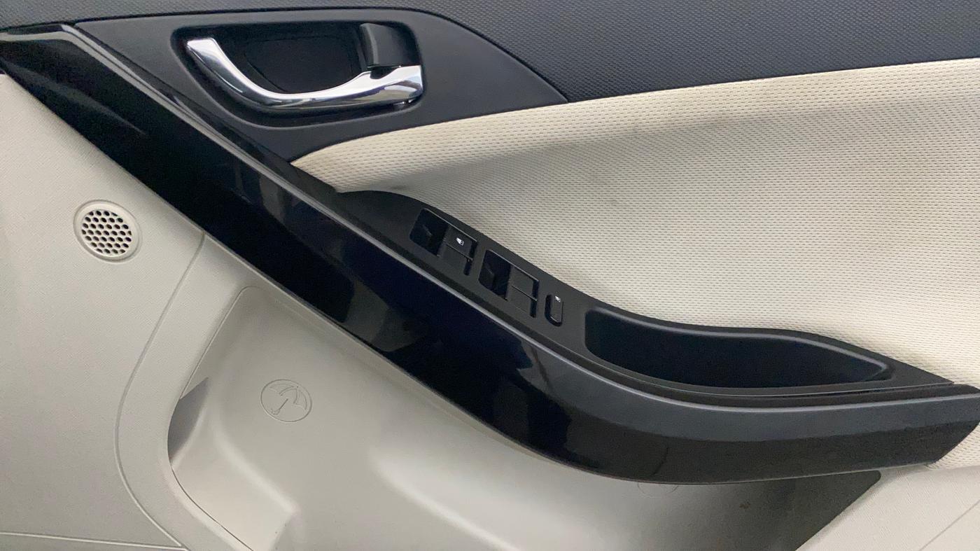 2022 Tata NEXON XZ PLUS PETROL, Petrol, Manual, 20,033 km, Driver Side Door Panels Control