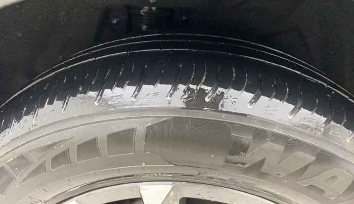 2023 Mahindra XUV700 AX 7 D AT 7 STR, Diesel, Automatic, 87,623 km, Right Rear Tyre Tread