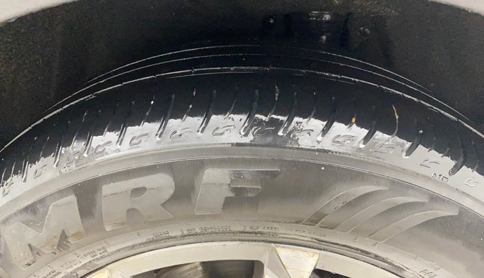 2023 Mahindra XUV700 AX 7 D AT 7 STR, Diesel, Automatic, 87,623 km, Left Rear Tyre Tread