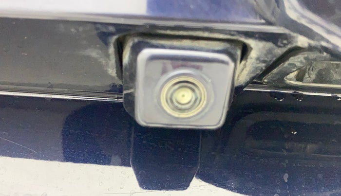 2023 Mahindra XUV700 AX 7 D AT 7 STR, Diesel, Automatic, 87,623 km, Parking Camera