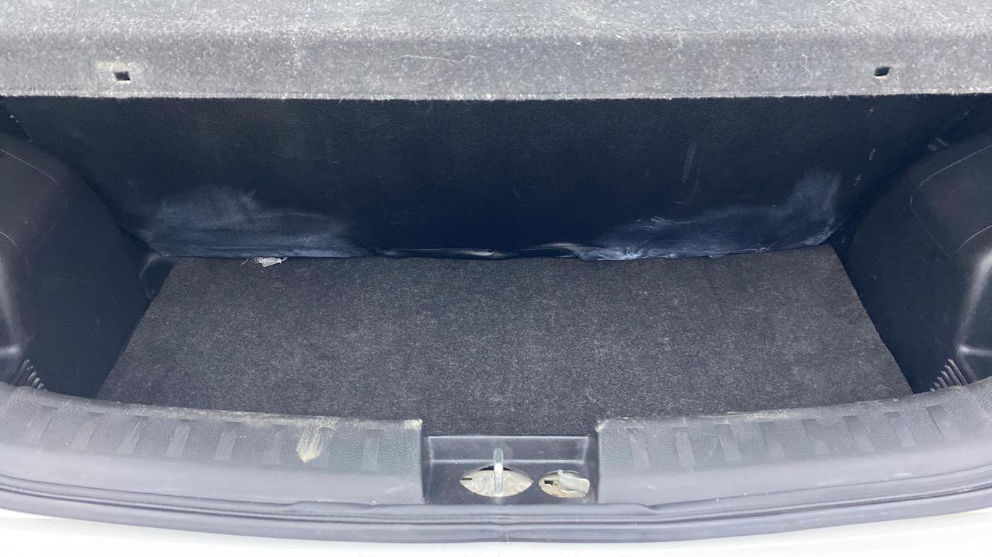 2014 Maruti Swift VXI D, Petrol, Manual, 65,543 km, Boot Inside
