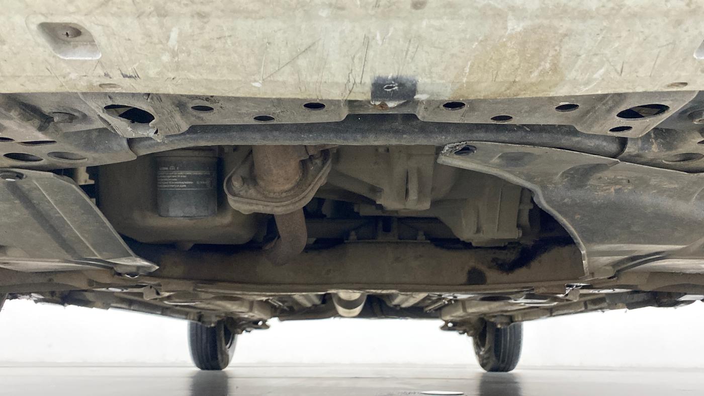 2014 Maruti Swift VXI D, Petrol, Manual, 65,543 km, Front Underbody