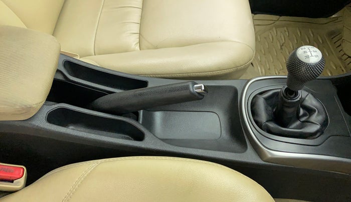 2015 Honda City V MT PETROL, Petrol, Manual, 67,645 km, Gear Lever