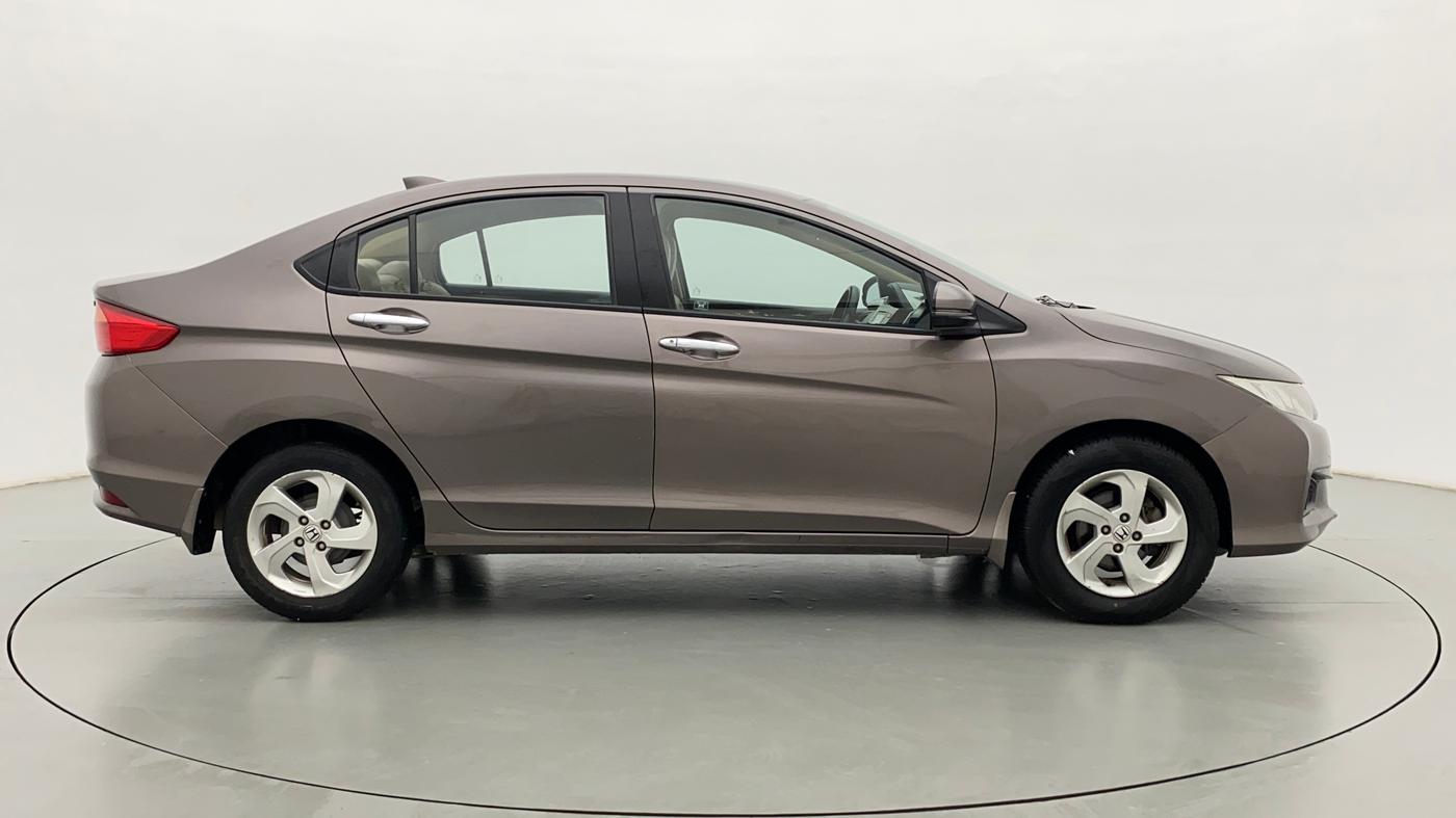 2015 Honda City V MT PETROL, Petrol, Manual, 67,645 km, Right Side View