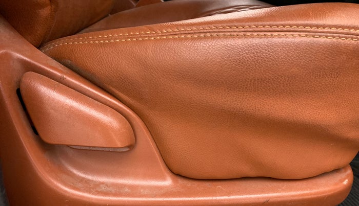 2013 Mahindra Thar CRDE 4X4 AC, Diesel, Manual, 50,132 km, Driver Side Adjustment Panel