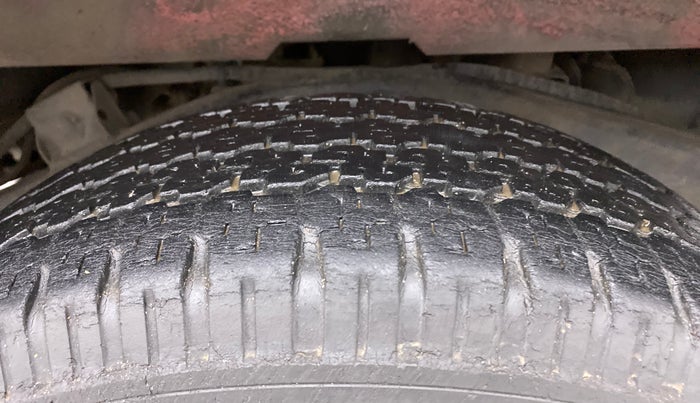 2013 Mahindra Thar CRDE 4X4 AC, Diesel, Manual, 50,132 km, Left Rear Tyre Tread