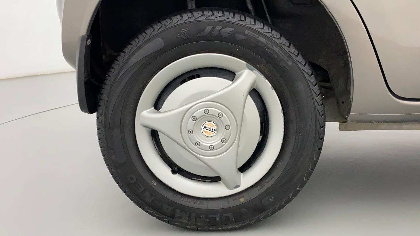 2019 Datsun Redi Go T (O), Petrol, Manual, 20,851 km, Right Rear Wheel