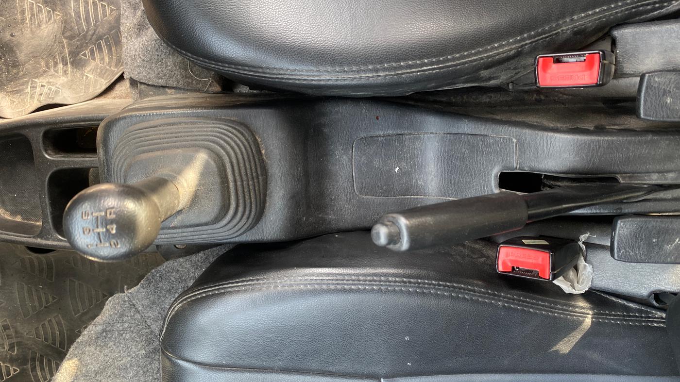 2022 Maruti Eeco 7 STR STD(O), CNG, Manual, 38,328 km, Gear Lever