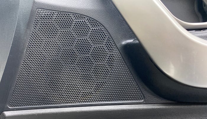 2019 Mahindra XUV500 W7, Diesel, Manual, 1,07,099 km, Speaker
