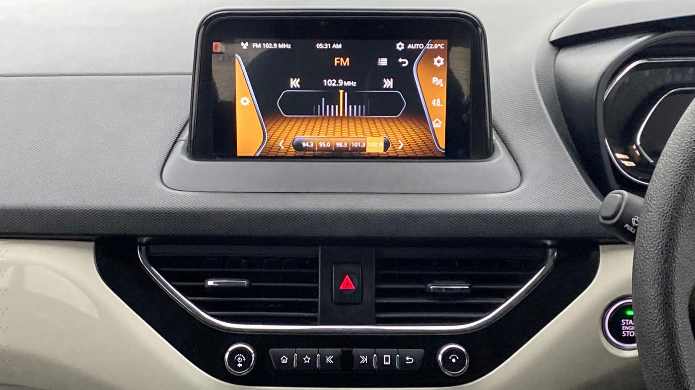 2020 Tata NEXON XZ+ 1.2, Petrol, Manual, 26,079 km, Infotainment System