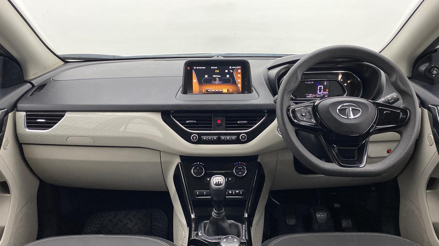 2020 Tata NEXON XZ+ 1.2, Petrol, Manual, 26,079 km, Dashboard