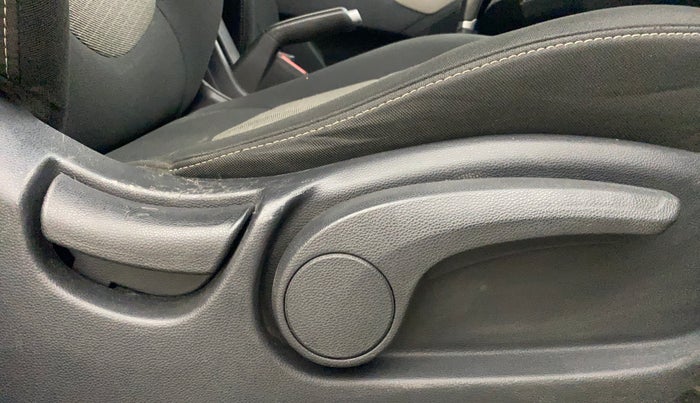 2017 Hyundai Creta SX PLUS AT 1.6 PETROL, Petrol, Automatic, 74,253 km, Driver Side Adjustment Panel