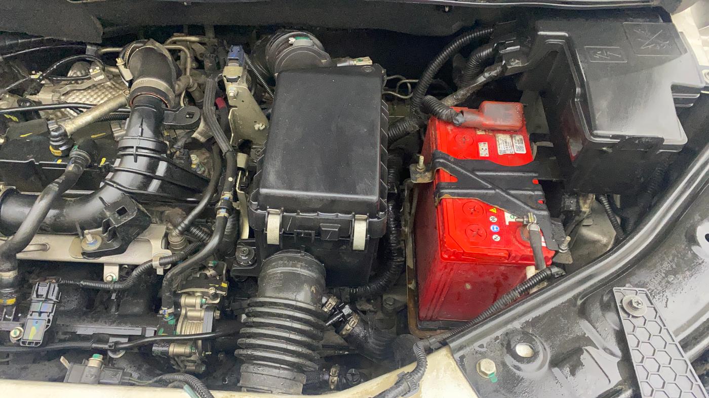 2020 Nissan MAGNITE XV PREMIUM TURBO (O), Petrol, Manual, 60,657 km, Engine View - Left