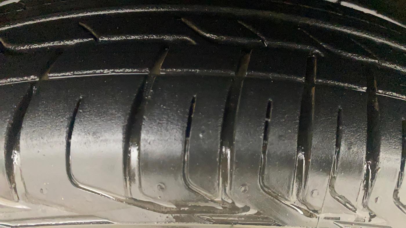 2020 Nissan MAGNITE XV PREMIUM TURBO (O), Petrol, Manual, 60,657 km, Left Front Tyre Tread