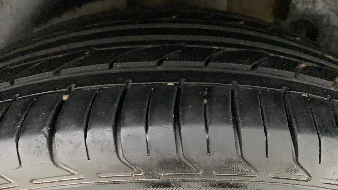 2020 KIA SELTOS GTX PLUS AT 1.5 DIESEL, Diesel, Automatic, 98,518 km, Left Rear Tyre Tread