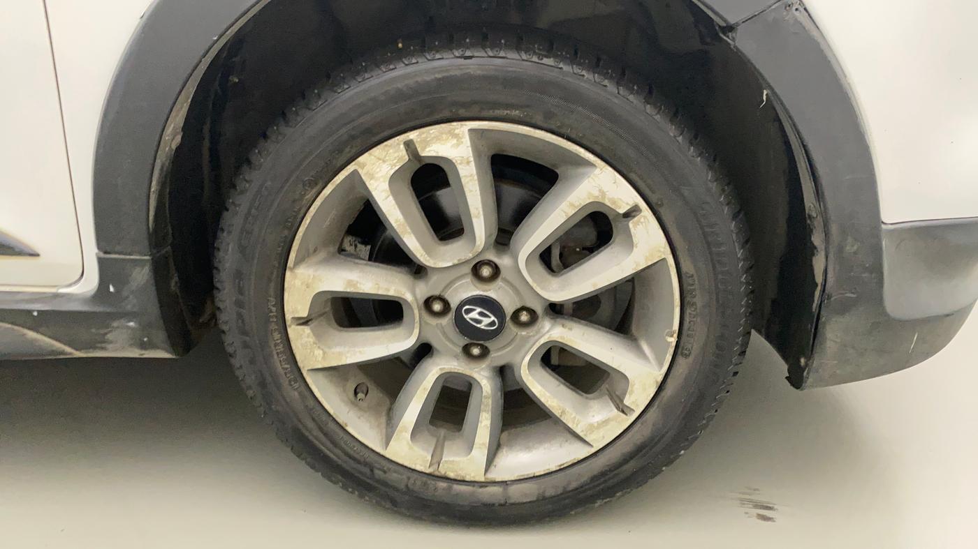 2015 Hyundai i20 Active 1.2 S, Petrol, Manual, 64,385 km, Right Front Wheel