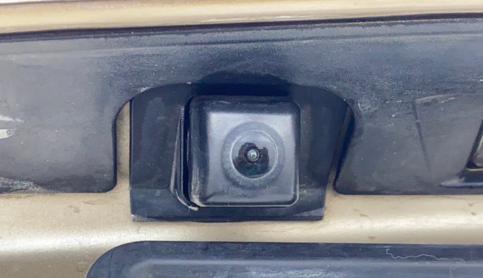 2016 Maruti Ciaz ZXI+, Petrol, Manual, 1,29,183 km, Parking Camera